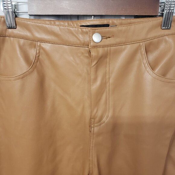 Pretty Little Things Camel Faux Leather Straight Leg Pants Size 10 - Picture 4 of 16